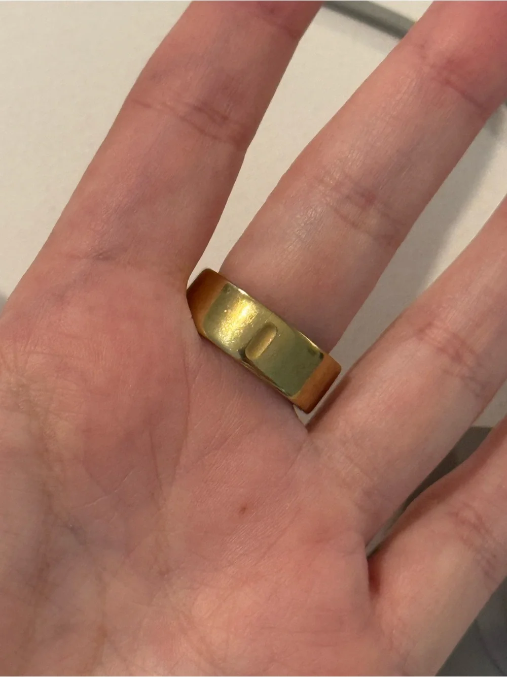 Oura Ring Gen 4 - Gold - size 7
